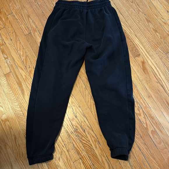 TNA Cozy AF Sweatpants - great condition - Picture 3 of 4